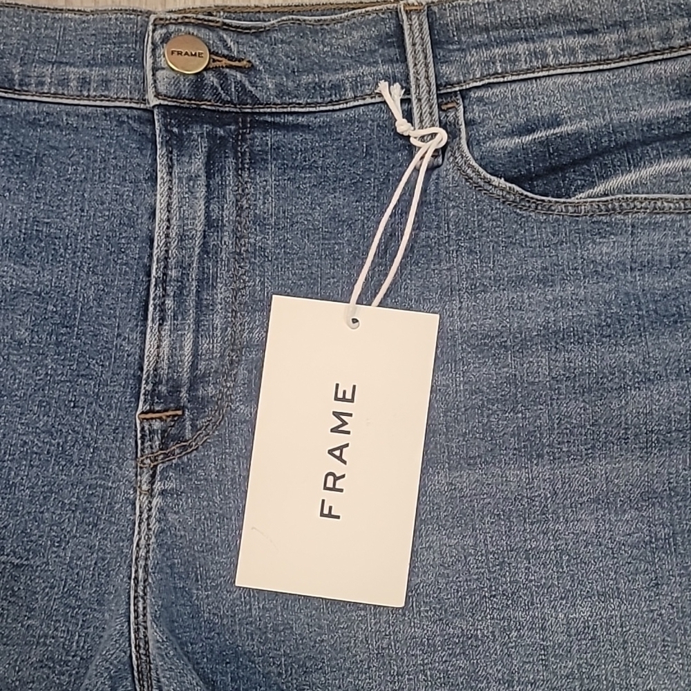 Frame Le Cutoff women's size 33 Jean shorts. New with tags MSRP $184 - Picture 3 of 7